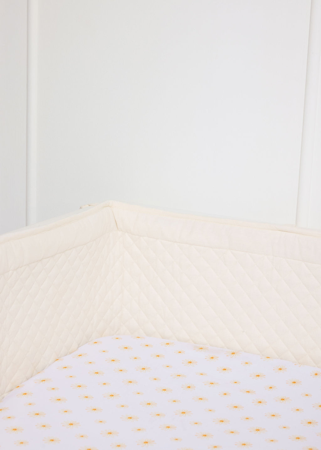 Arabesque Dreams Complete Cot Bedding Set with Bumper