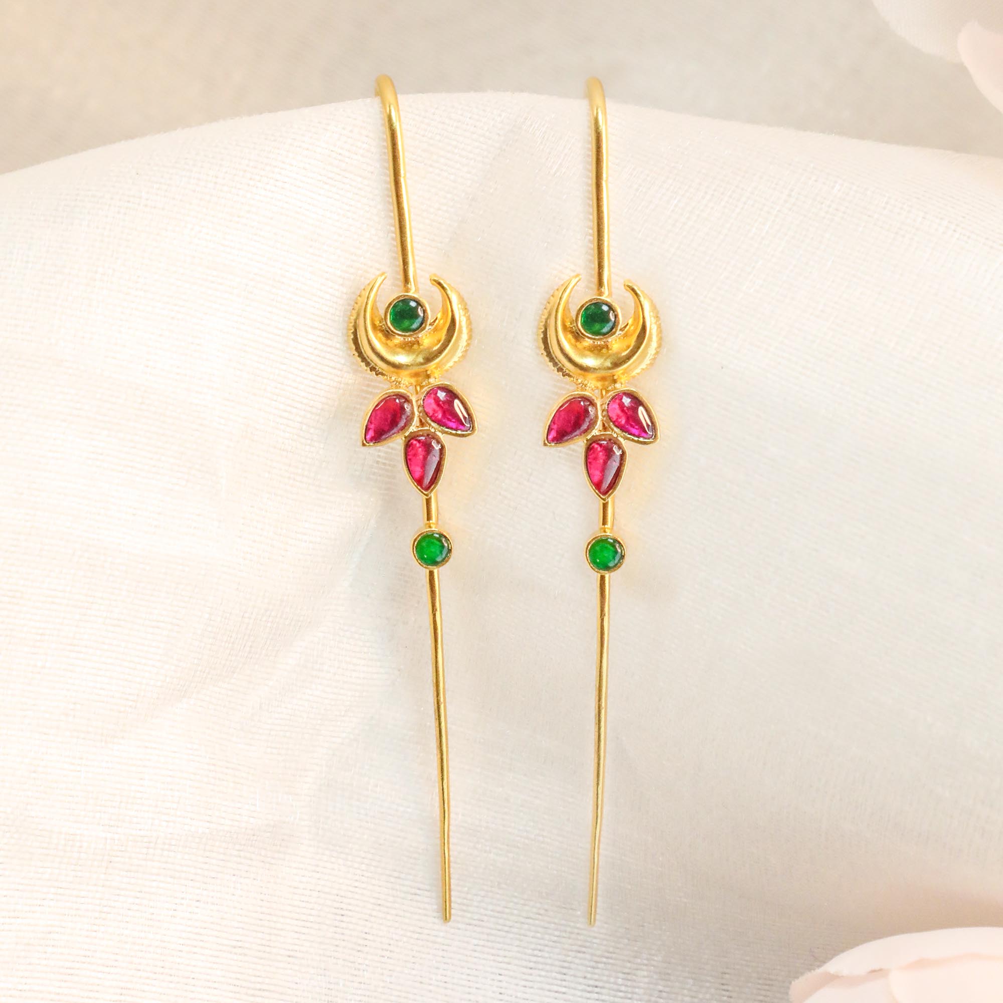 Silver Traditional Needle Earcuff