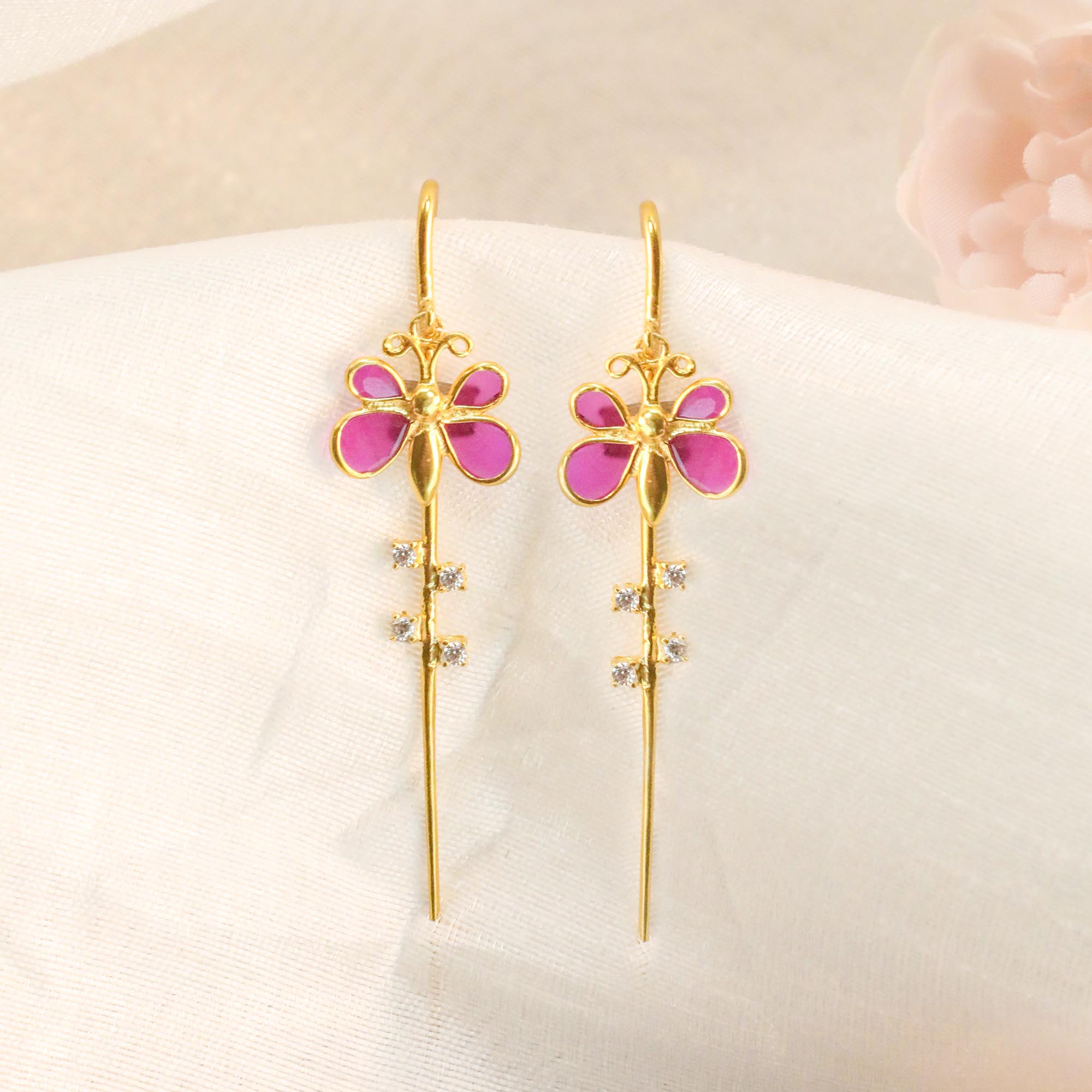 Hanging Butterfly Silver 92.5 Needle Ear Cuff