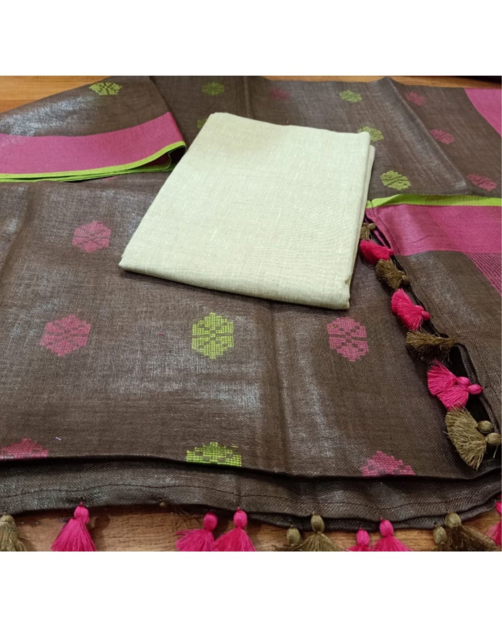 Pure Linen Gleaming Brown Dupatta & Katan Silk White Top Set