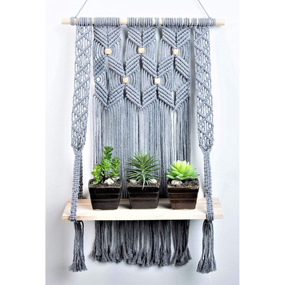 Colour Wooden Plank Holder 
Size: 30" Long 
Plank: 5"X16"
Material Cotton-Indiehaat