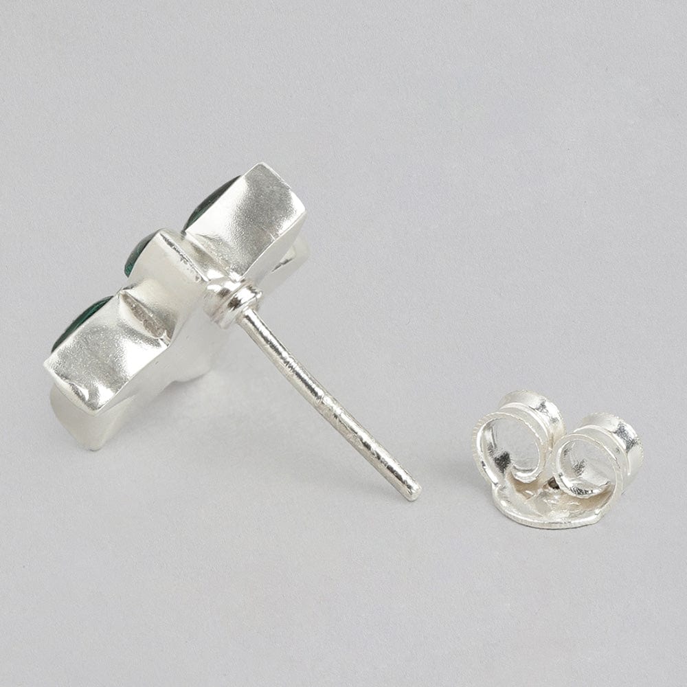 92.5 Silver Green Kundan Flower Stud Earrings