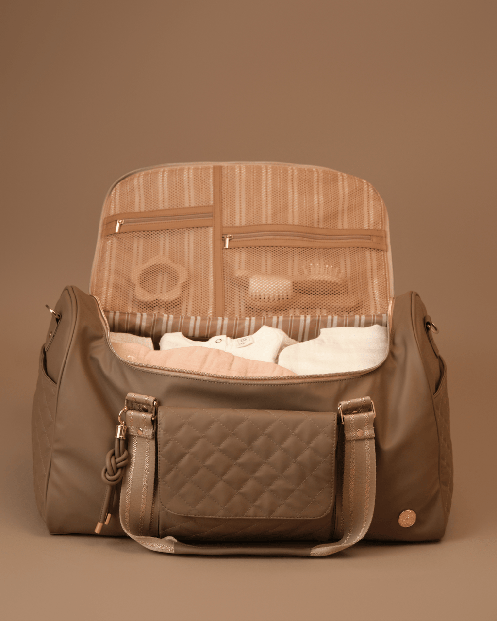 The Voyager Duo  Super Trooper & Mama Mia - Mocha