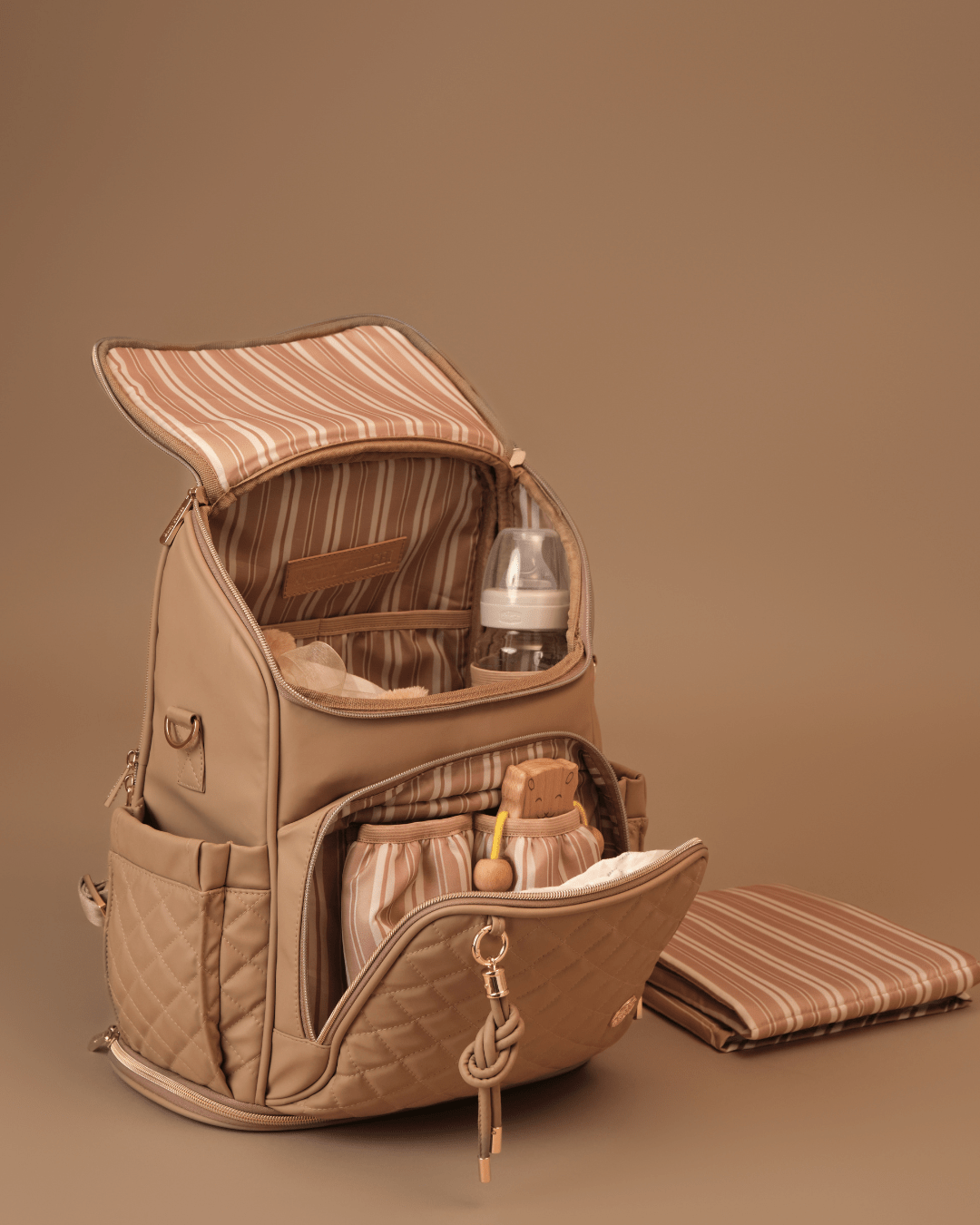 The Voyager Duo  Super Trooper & Mama Mia - Caramel