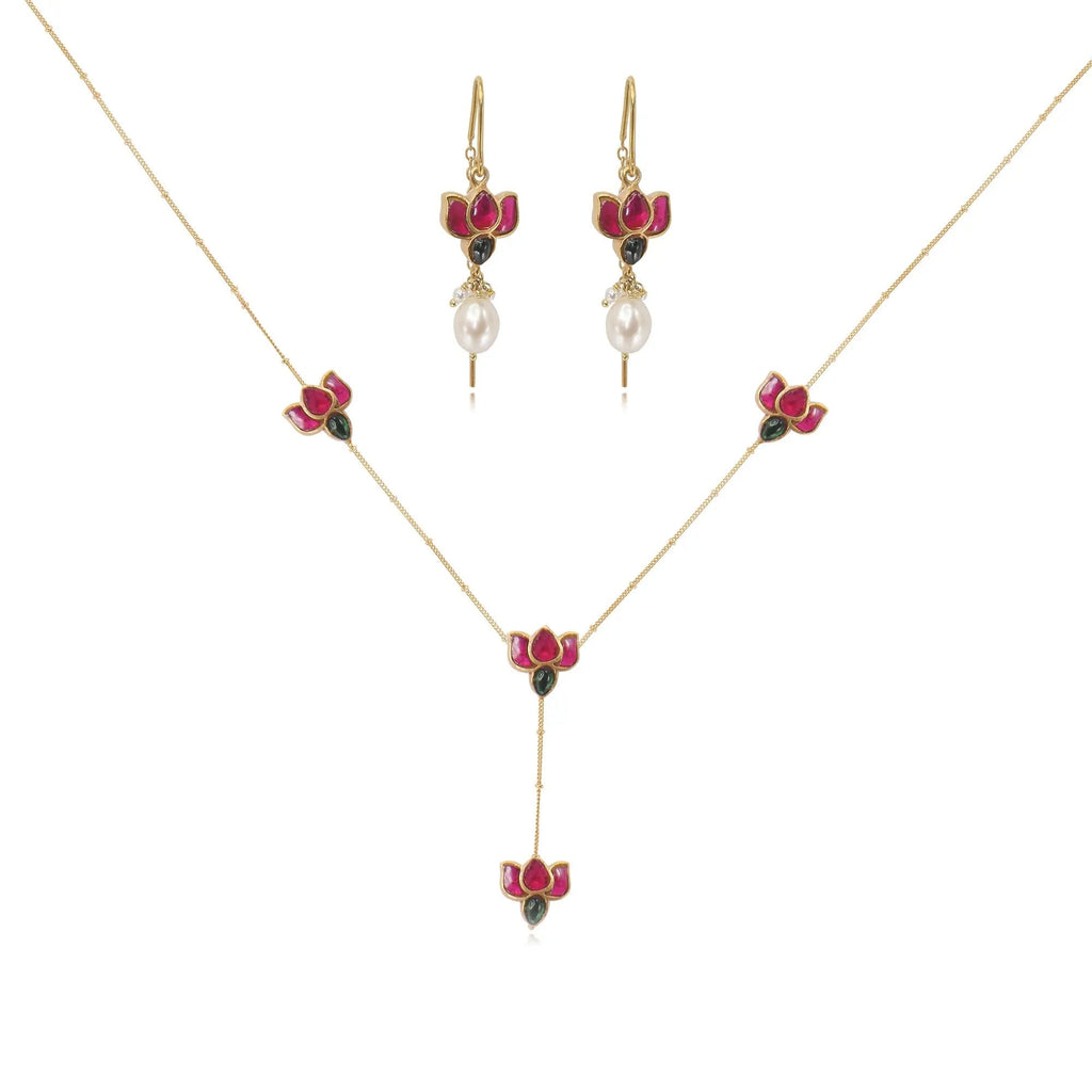 92.5 Silver Lotus Necklace