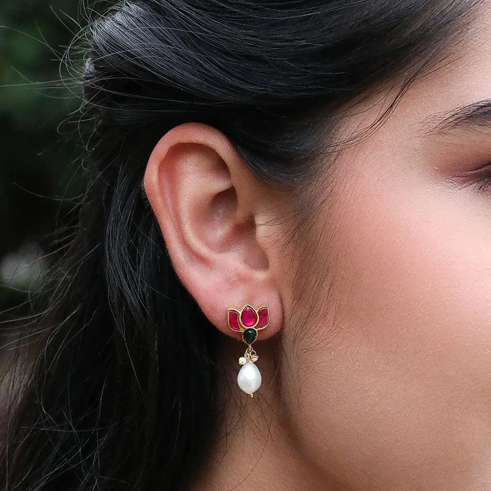 92.5 Sterling Silver Lotus Stud Earring