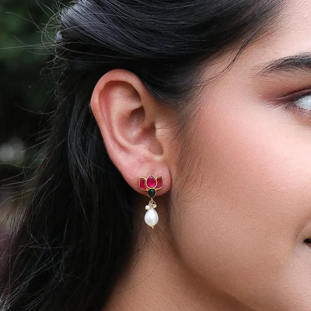 92.5 Sterling Silver Lotus Stud Earring