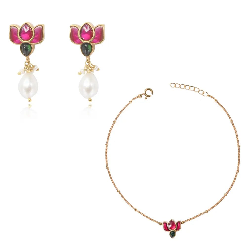 92.5 Sterling Silver Lotus Stud Earring