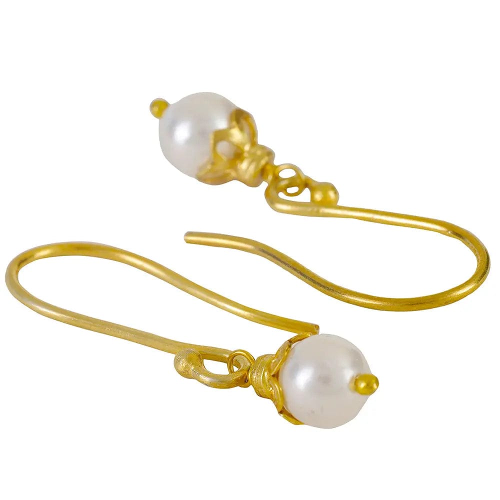 92.5 Silver pearl earring