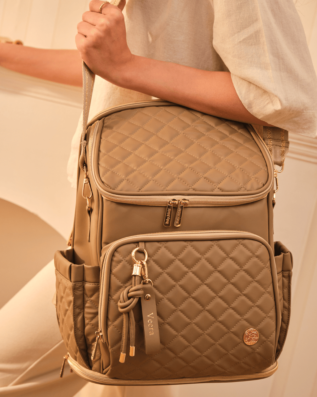 The Voyager Duo  Super Trooper & Mama Mia - Mocha