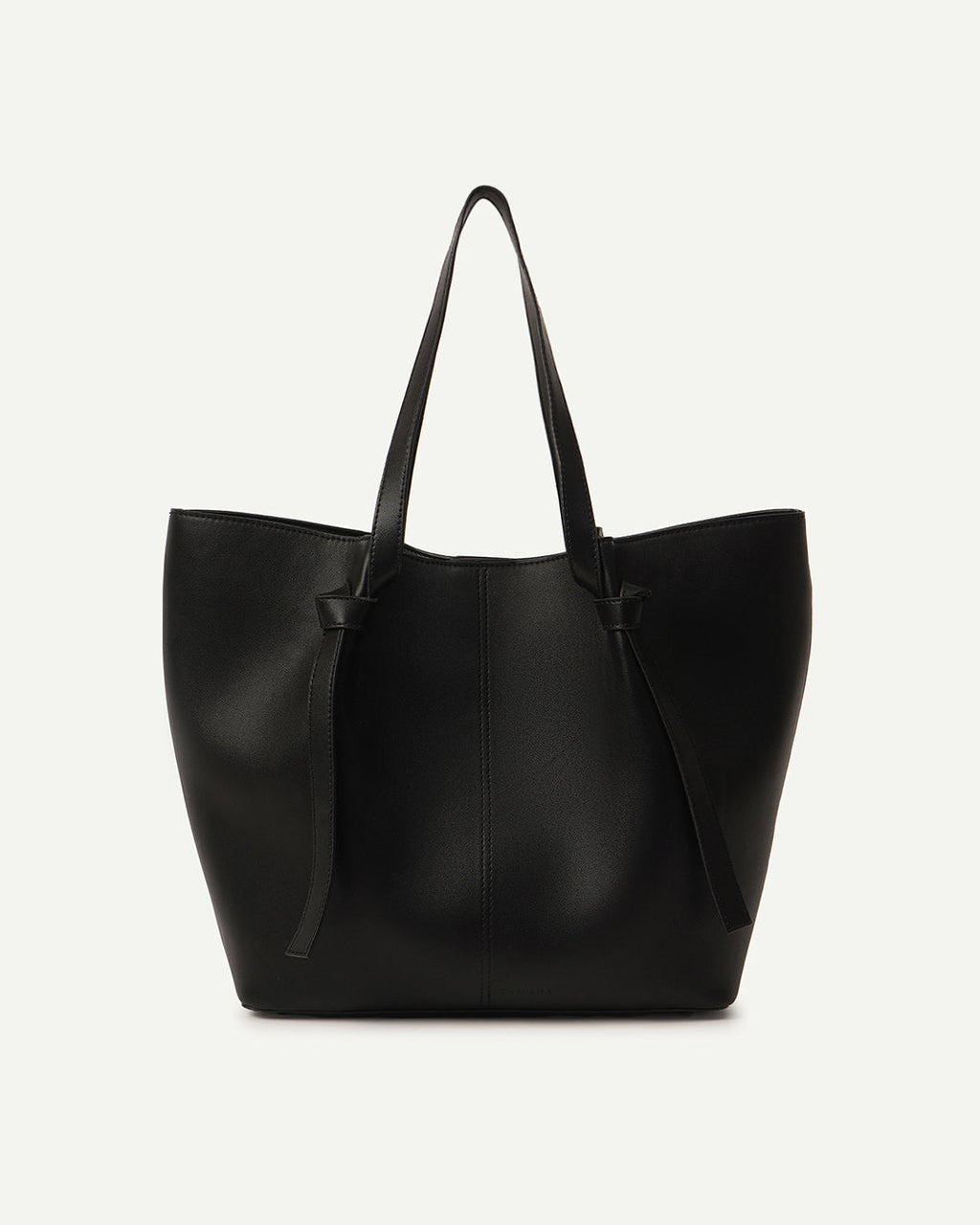 The Madeleine - Black