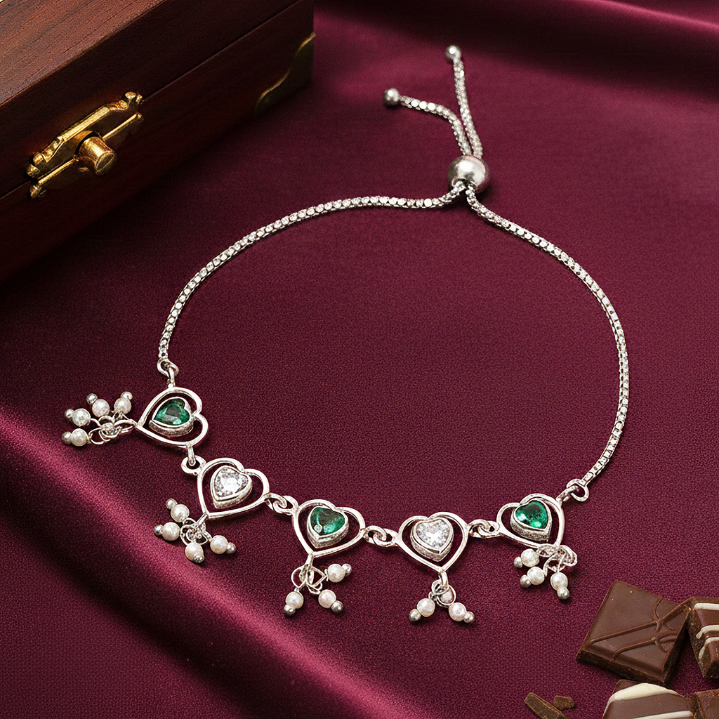 92.5 Sterling Silver everyday heart bracelet