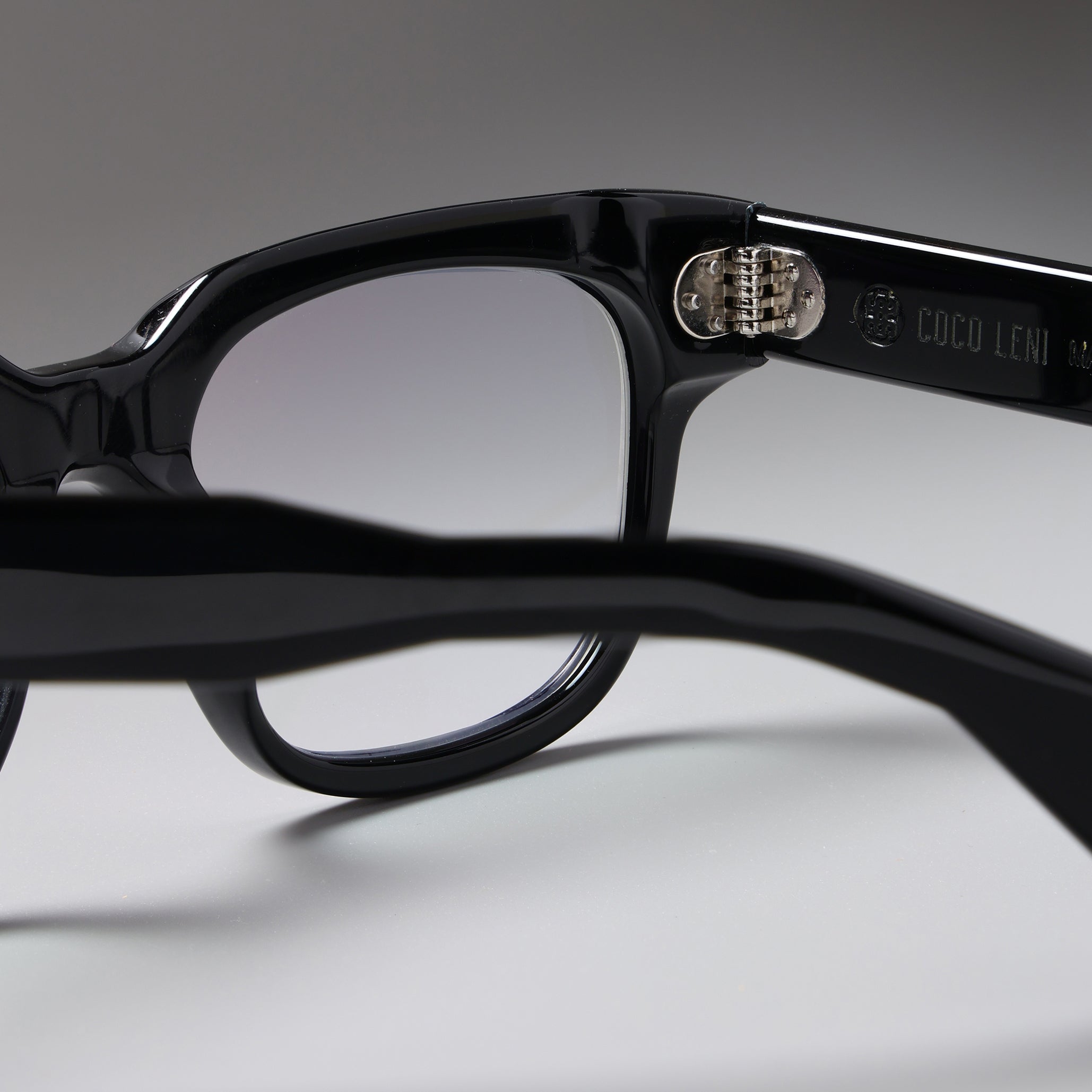 Marken Black