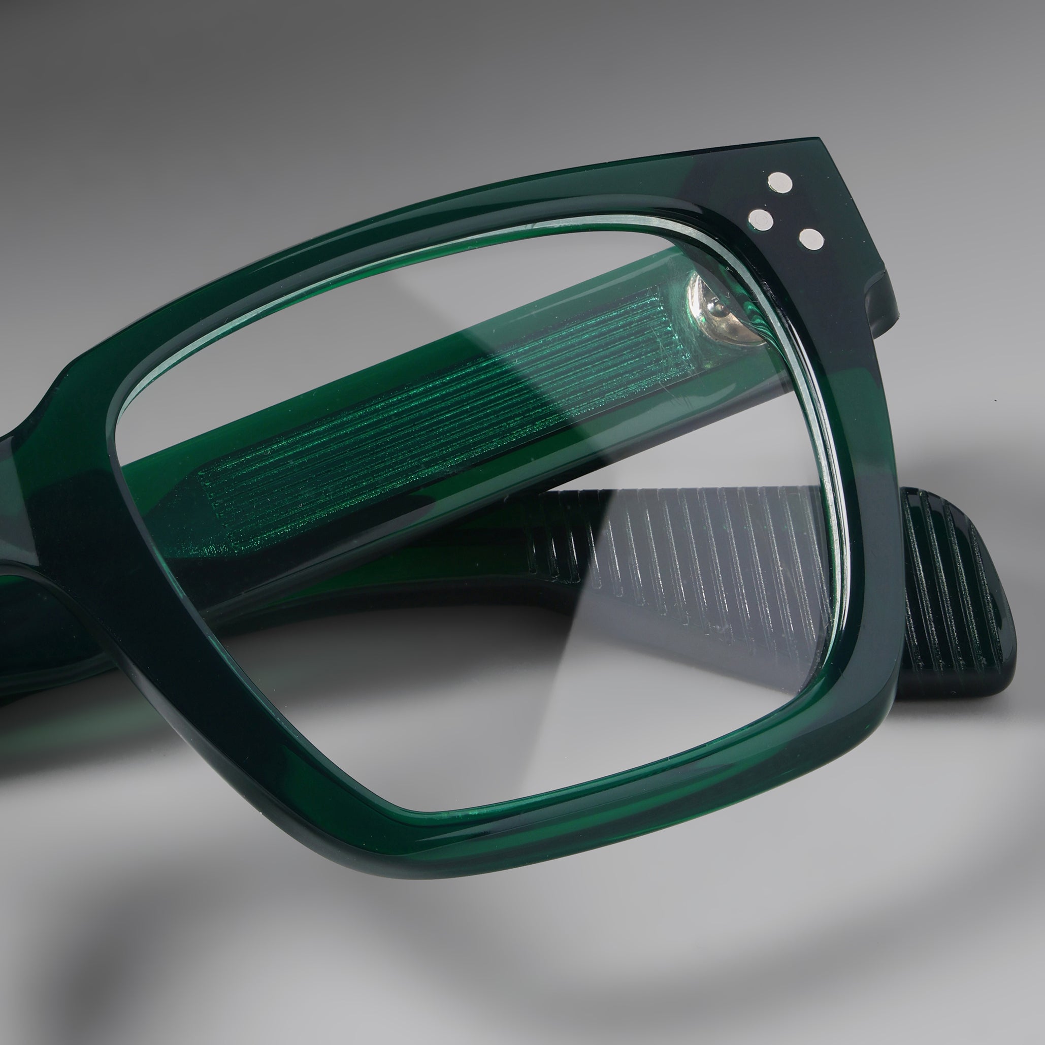 Grand Emerald Green