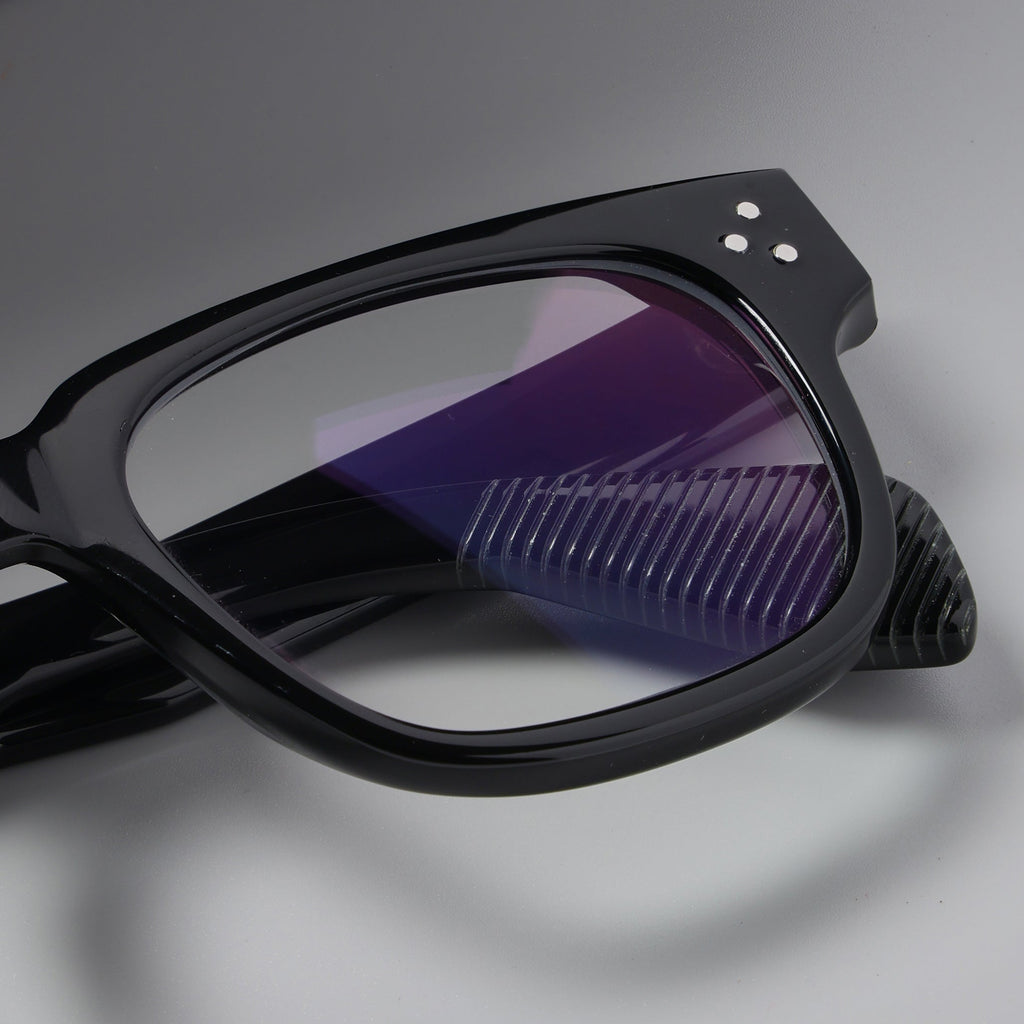 Marken Black
