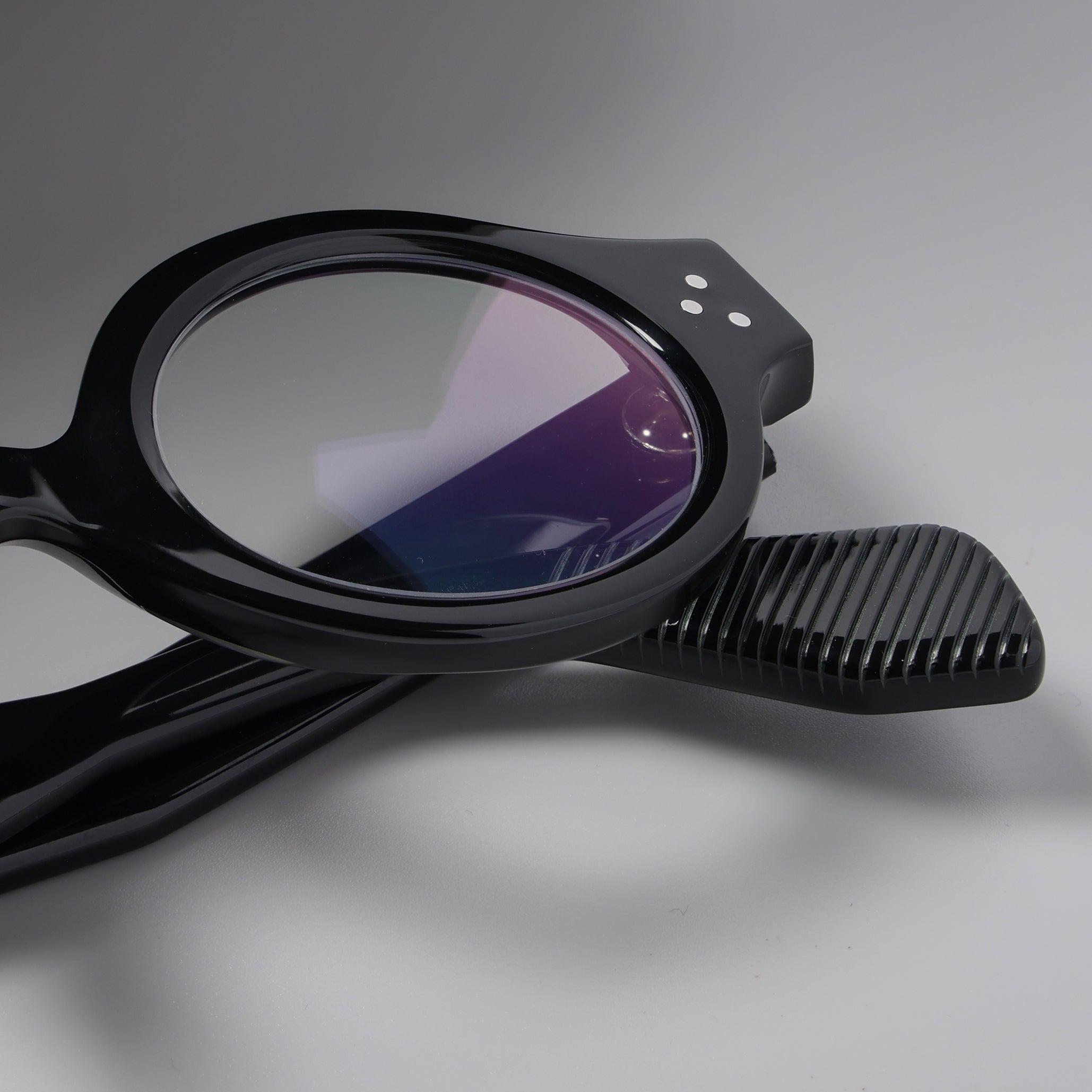 Admont Black