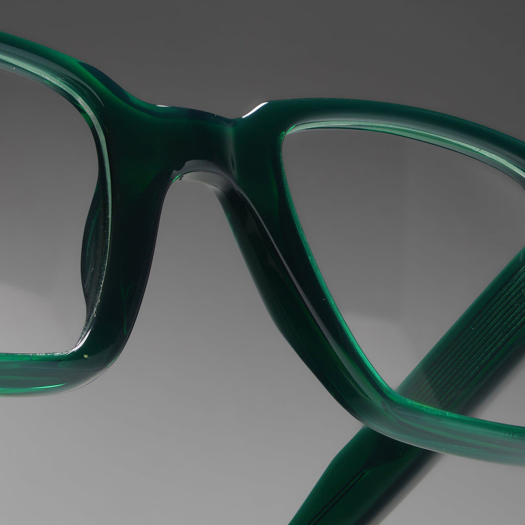 Grand Emerald Green