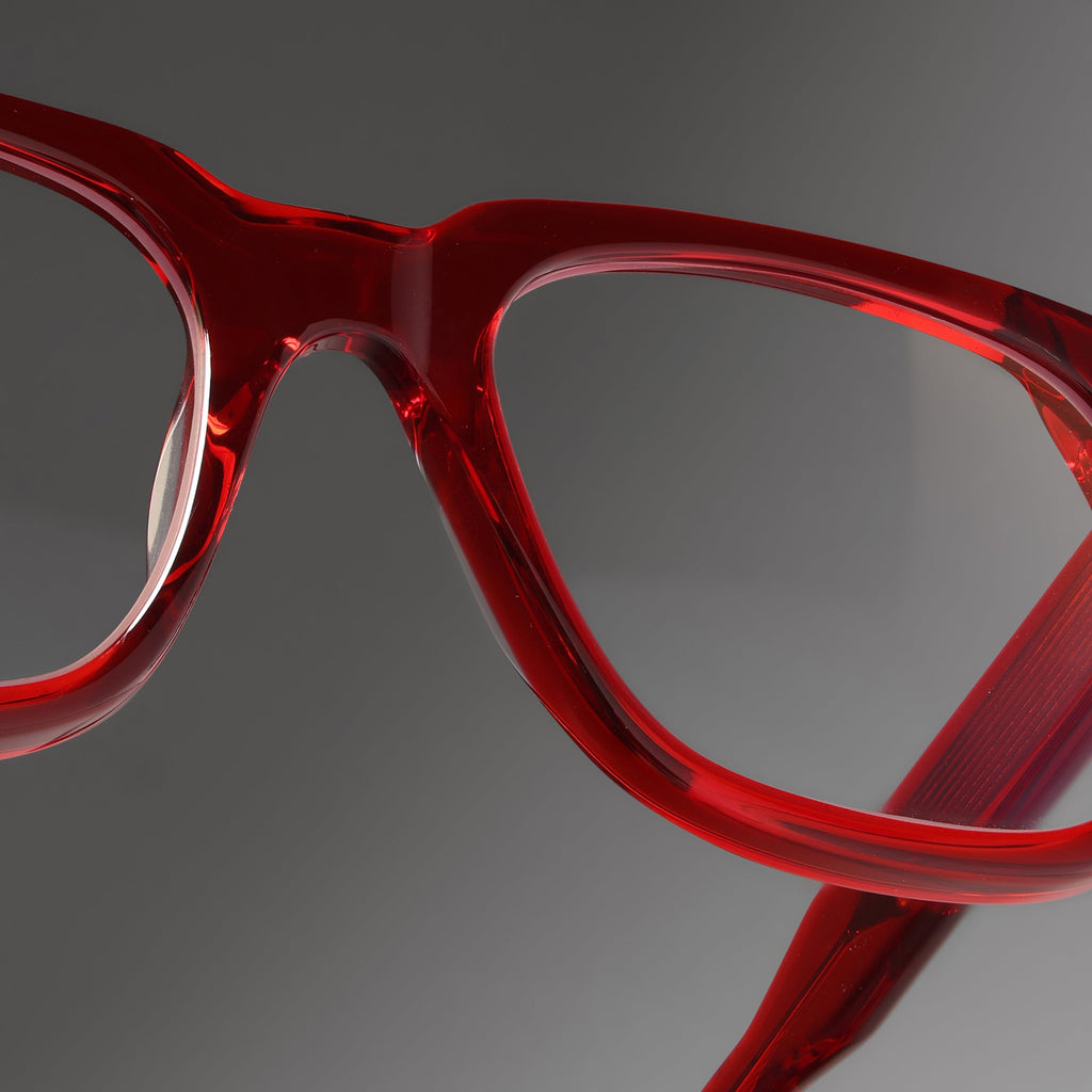 Marken Red