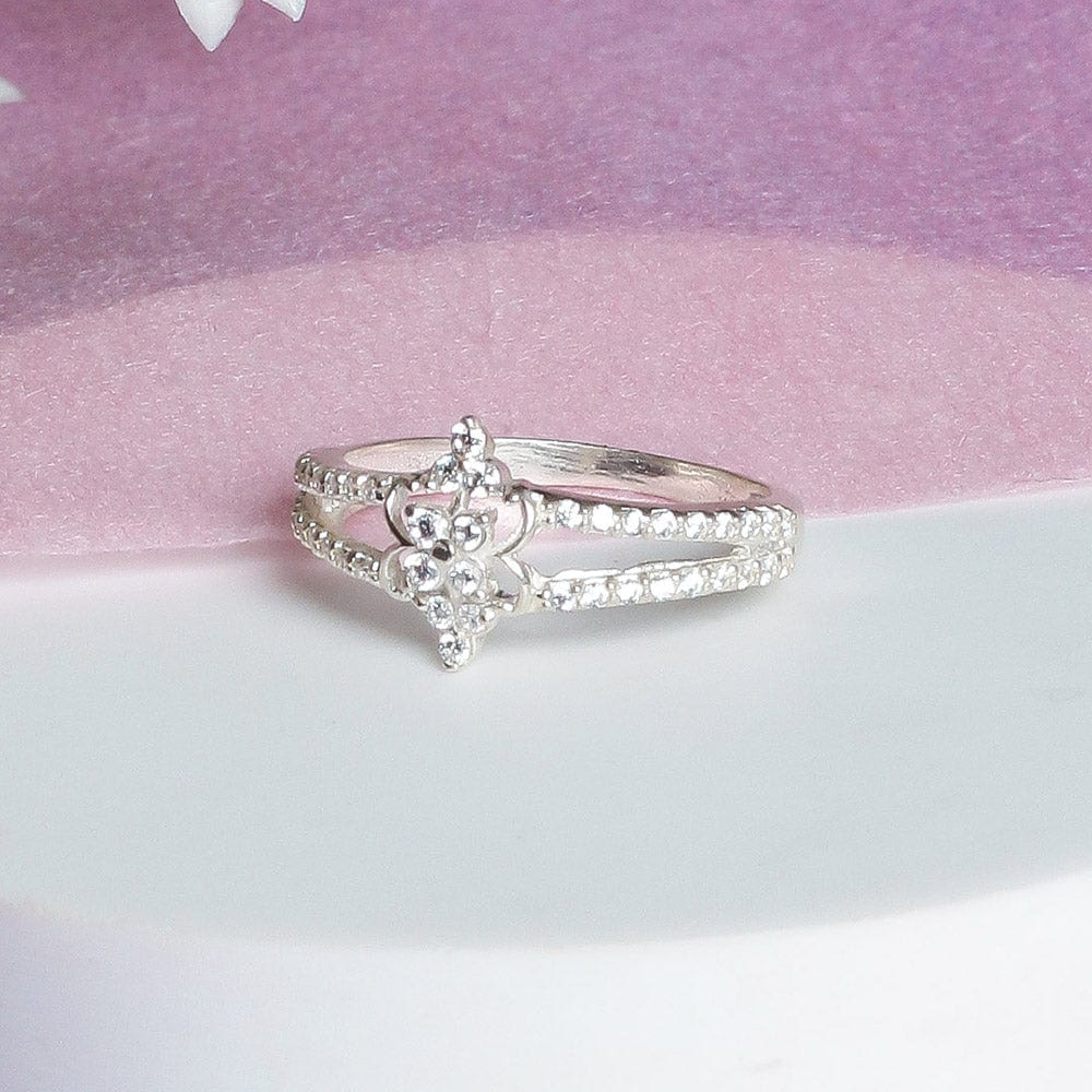 92.5 silver zircon sleek ring