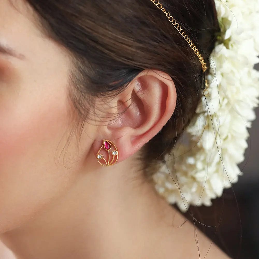 Red & White Silver 92.5 Aam Ras Stud Earring
