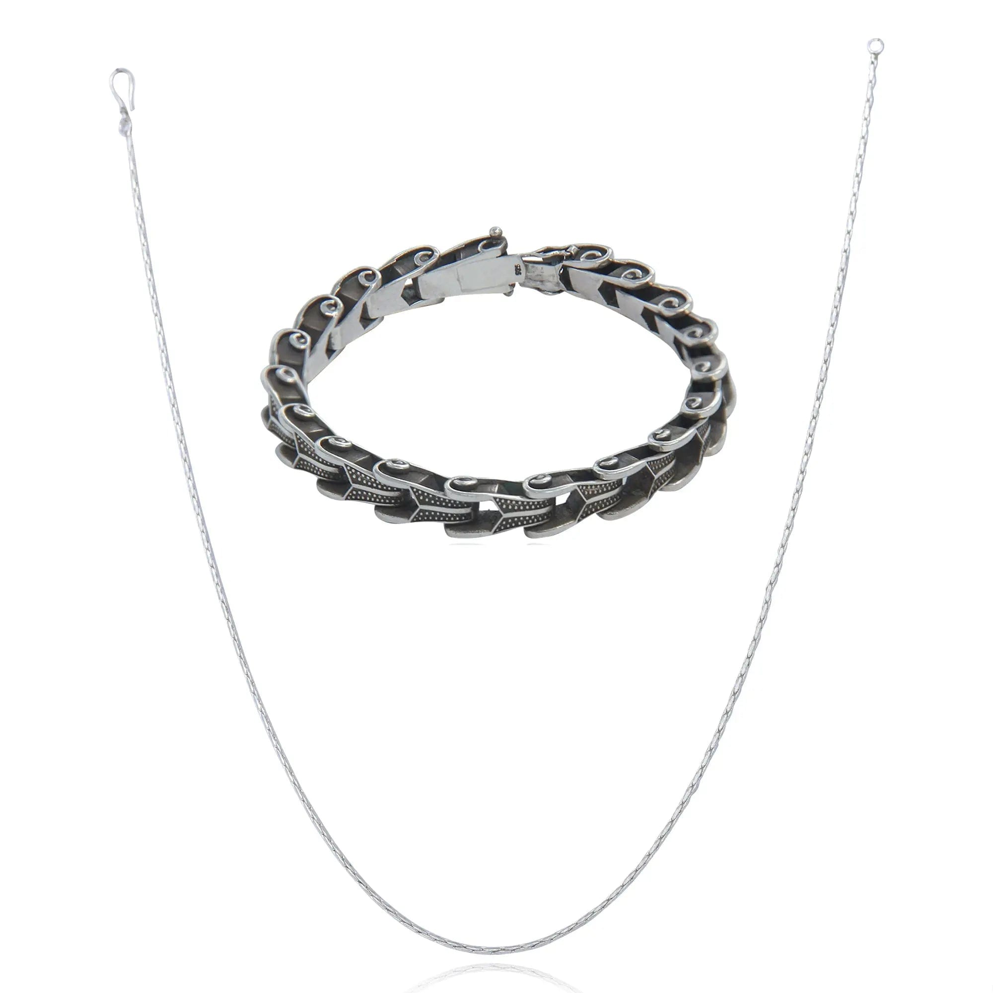 Silver Men's Stylish Bracelet