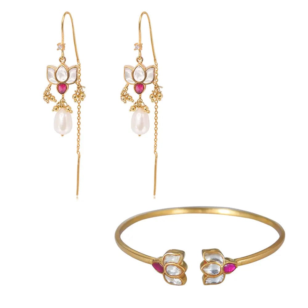 Silver White Lotus Sui Dhaga Earring