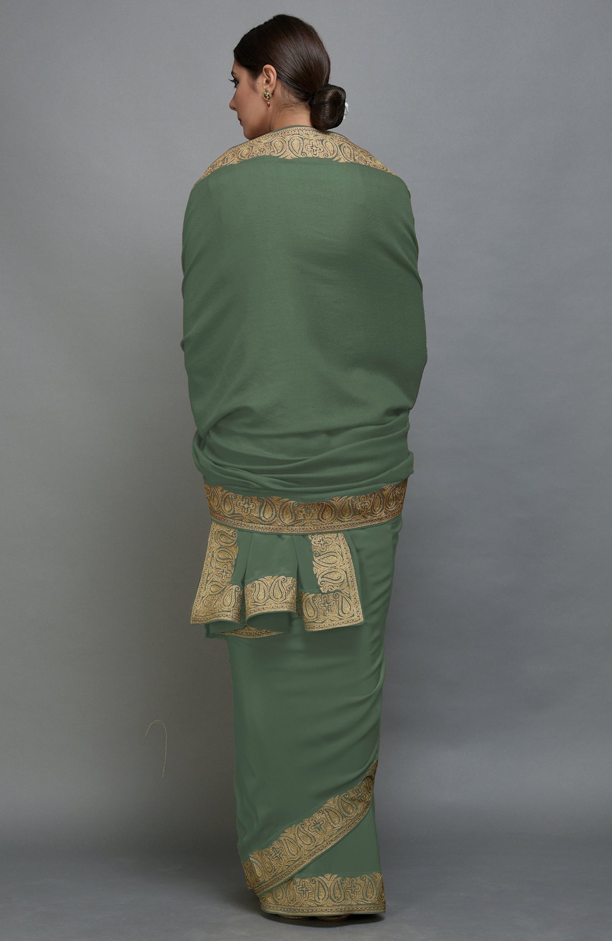 Dark jade Kashmiri Tilla Aari embroidered saree and Pashmina shawl set.