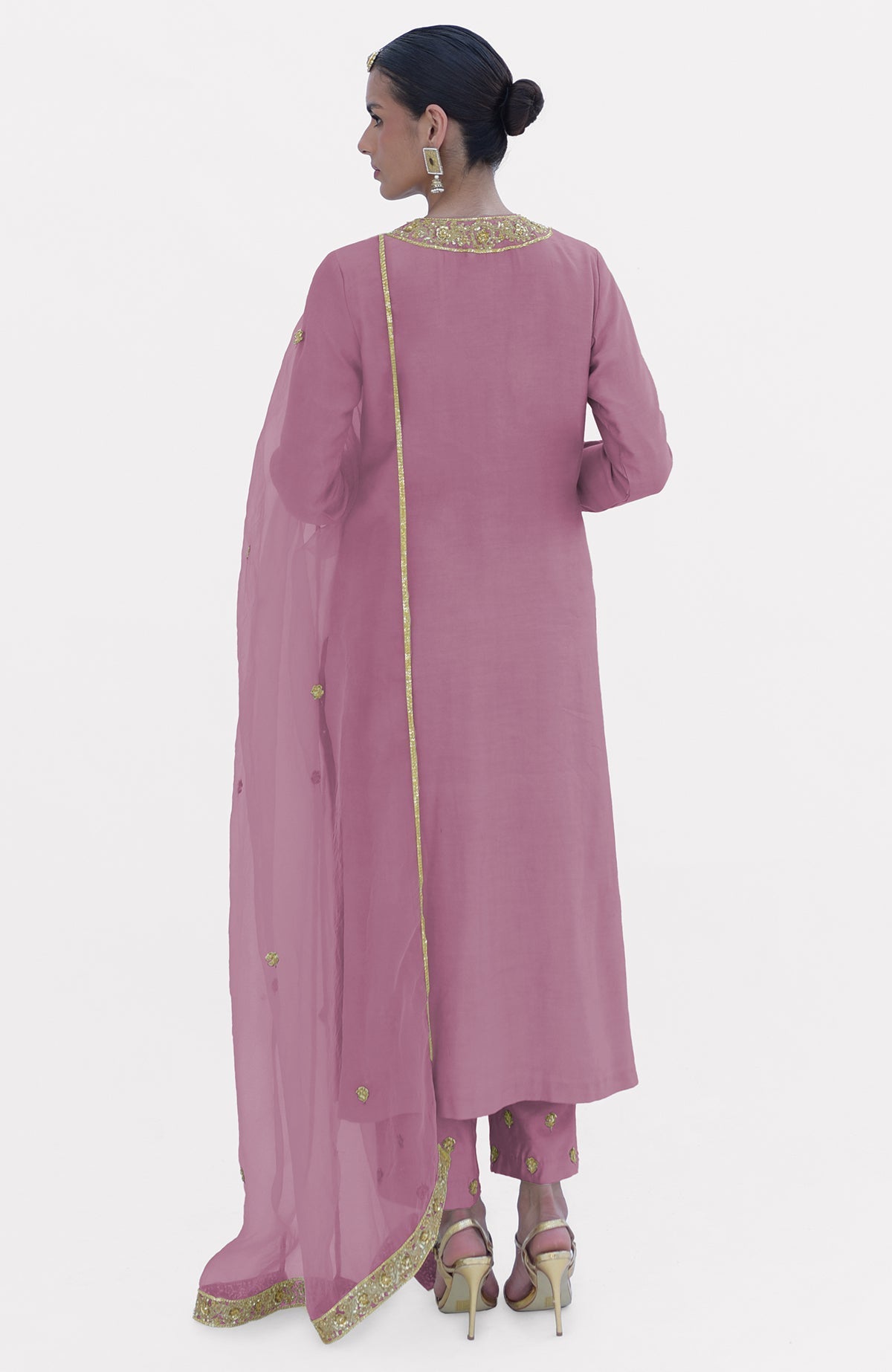 Mauve kurta set with gold marori beads and sequin embroidery.