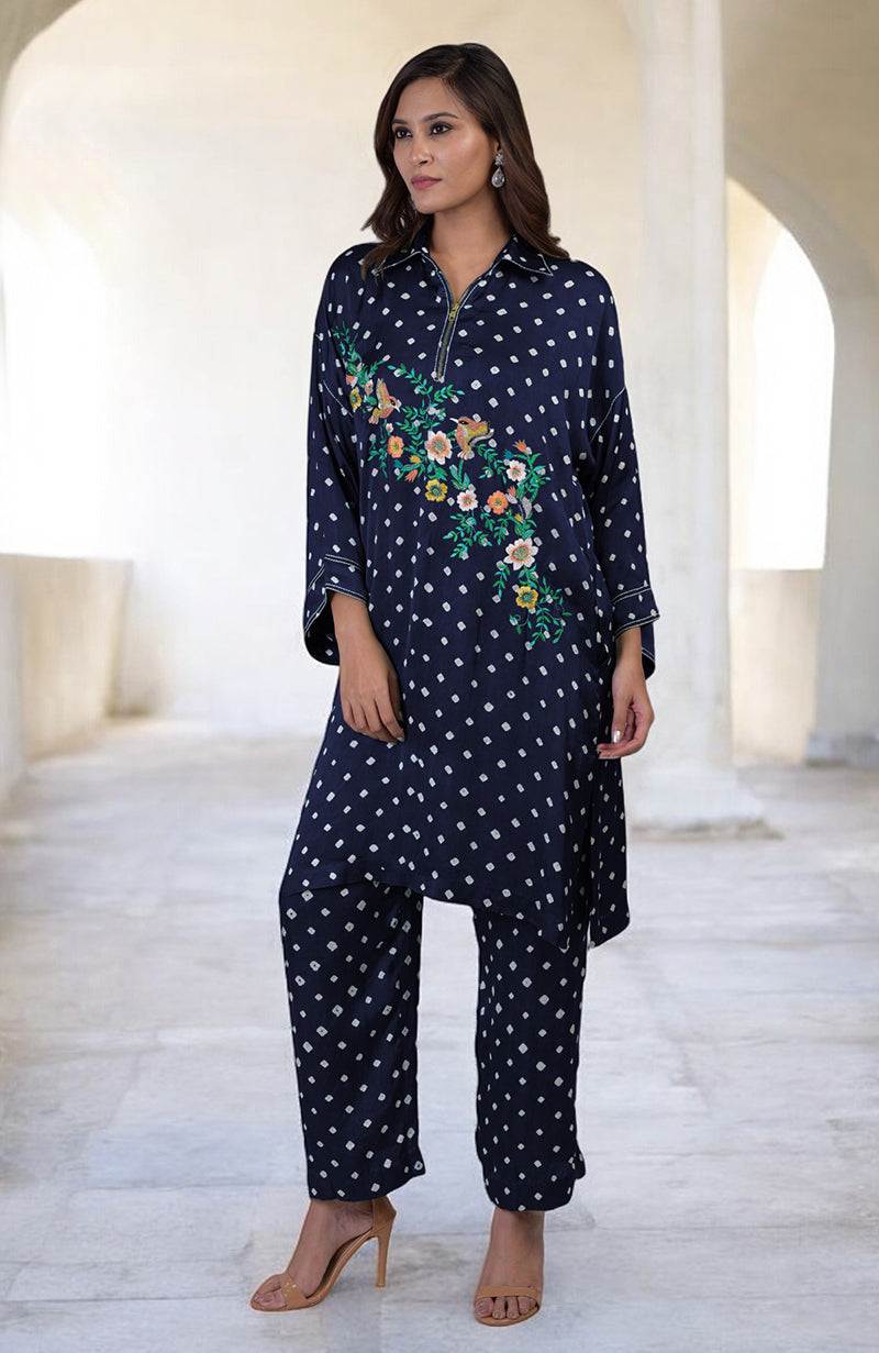 Emerald Green Handcrafted Bandhej Embroidered Co-Ord Set.