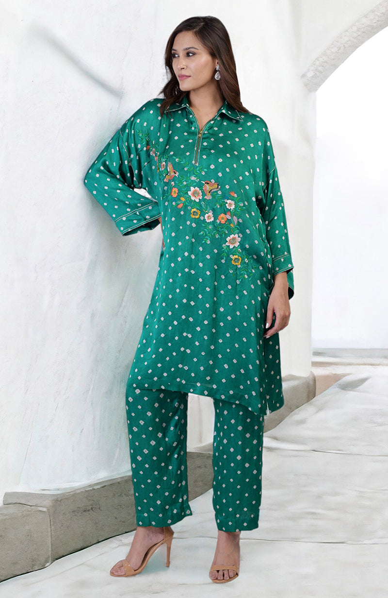 Emerald green handcrafted bandhej co-ord set with multi-color embroidery.