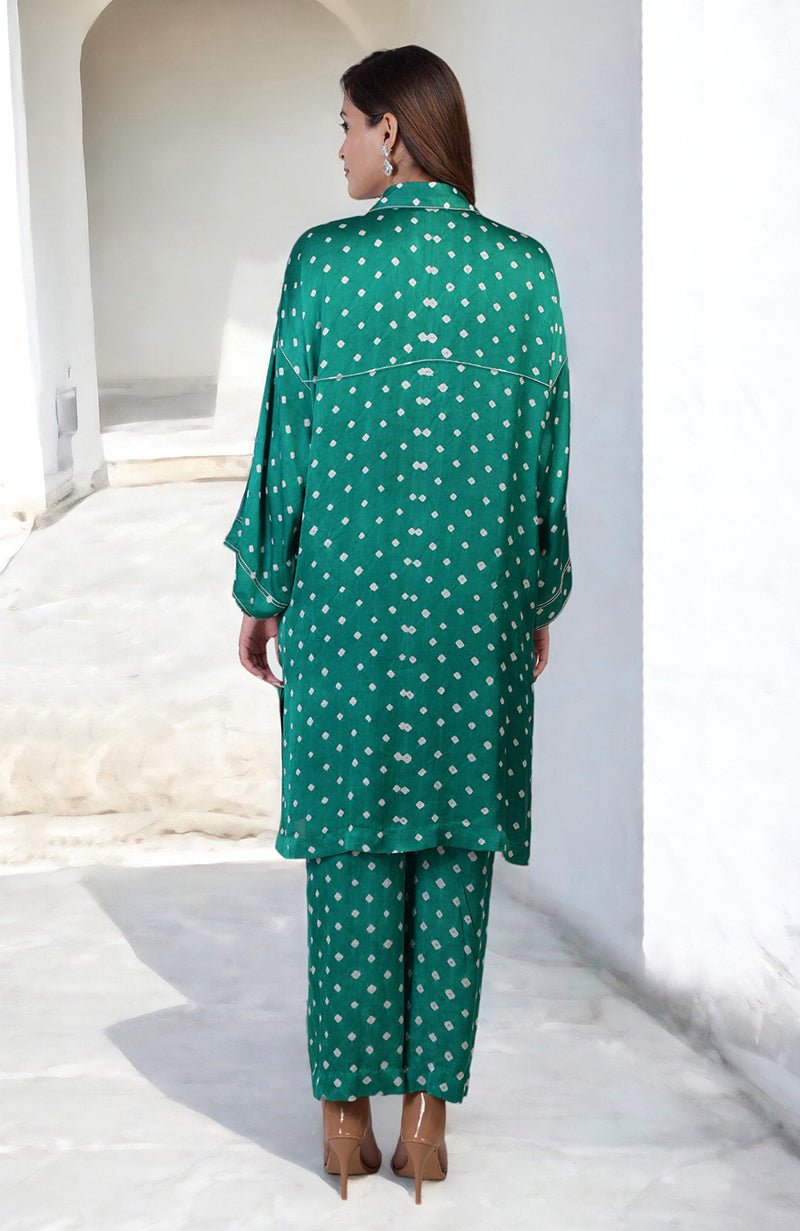 Emerald green handcrafted bandhej embroidered co-ord set with matching pants.
