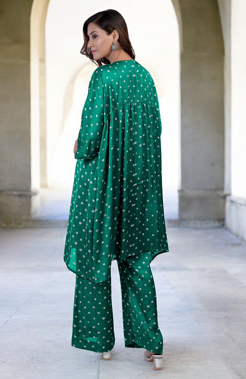 Emerald green handcrafted bandhej embroidered co-ord set with matching pants.