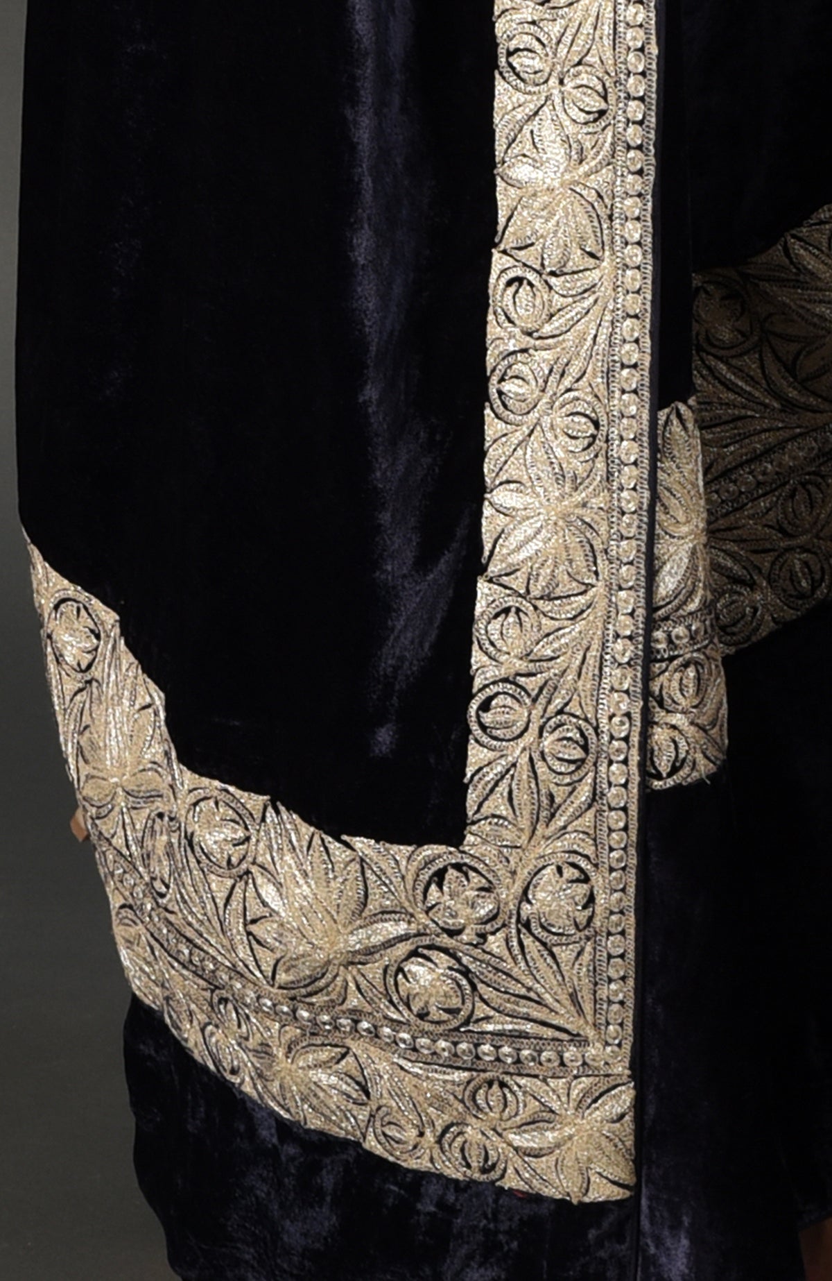 Midnight blue velvet dupatta with intricate silver tilla embroidery on the borders.
