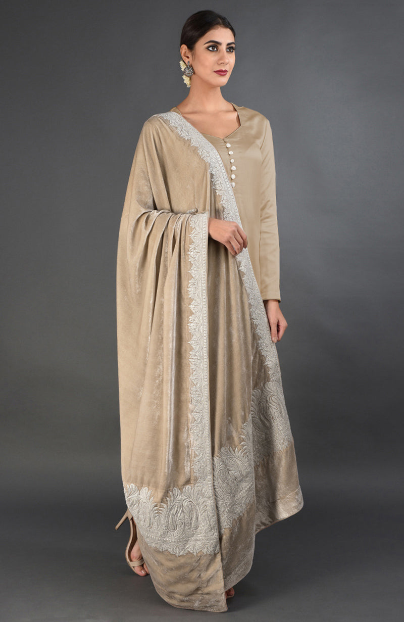 Beige Kashmiri Tilla embroidered dupatta with suit.
