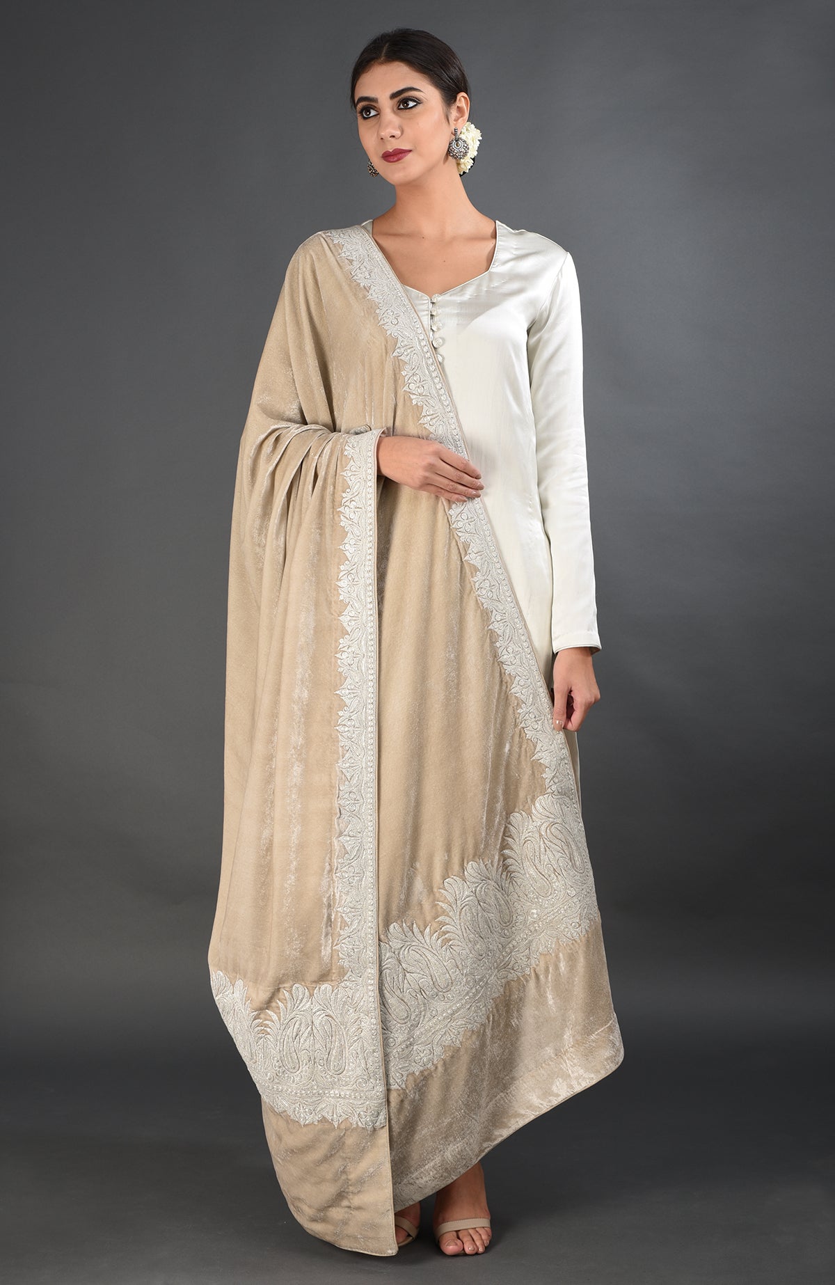 Beige silk velvet dupatta with silver Kashmiri tilla embroidery on borders and pallav
