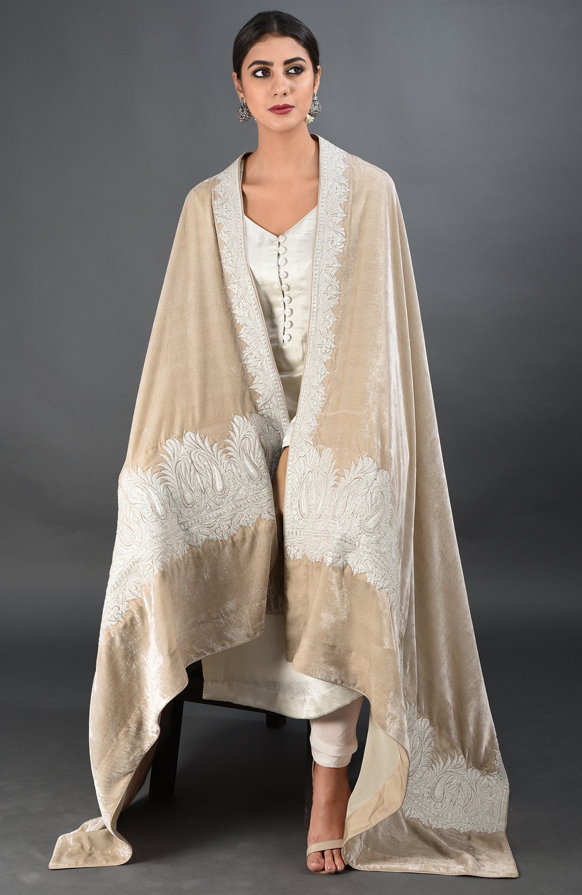 Beige silk velvet dupatta with silver Kashmiri tilla embroidery on borders and pallav