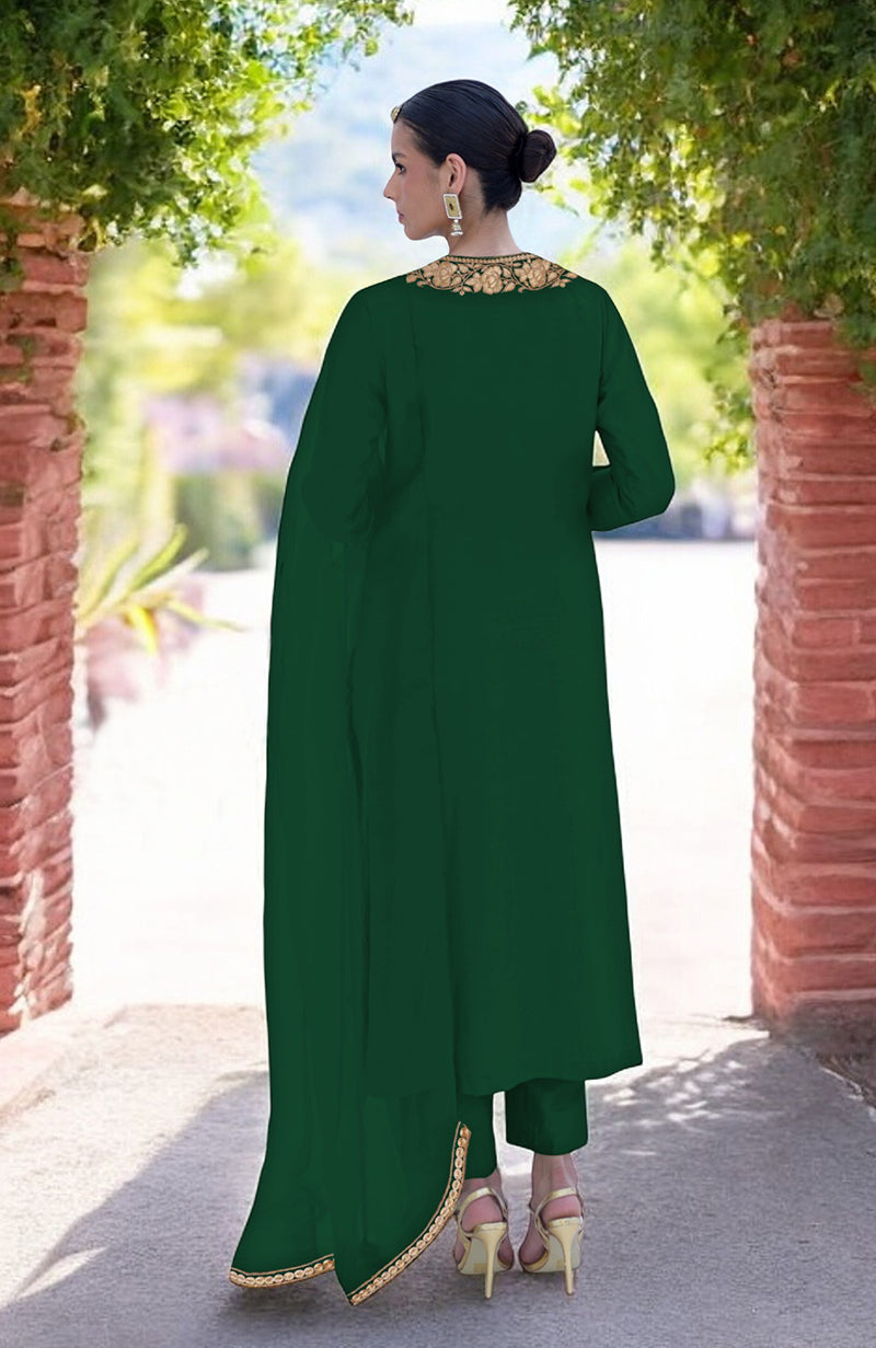 Emerald green Kashmiri tilla embroidered kurta set with matching pants and dupatta.
