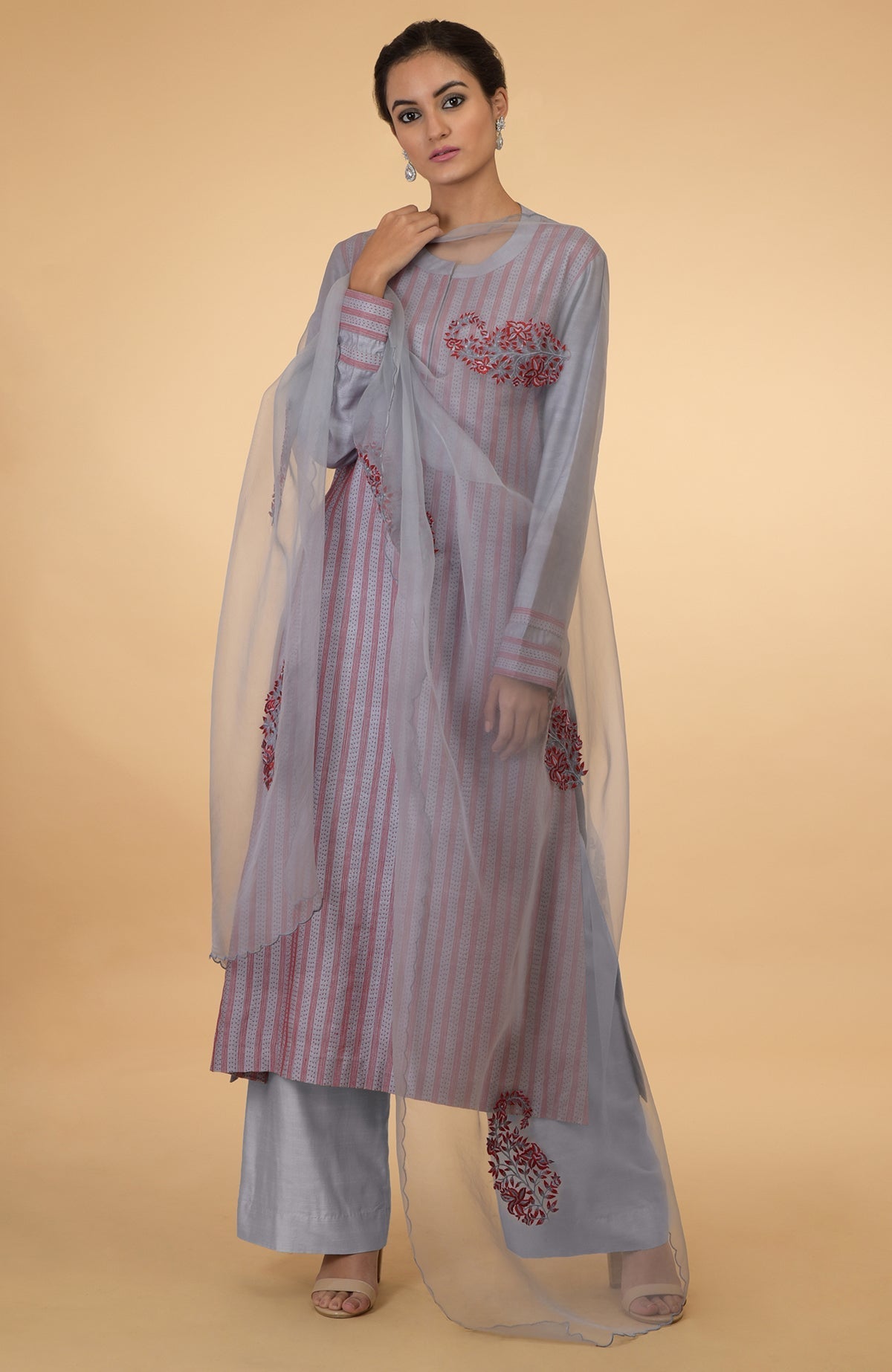 Grey-maroon Kantha embroidered kurta set with dupatta.