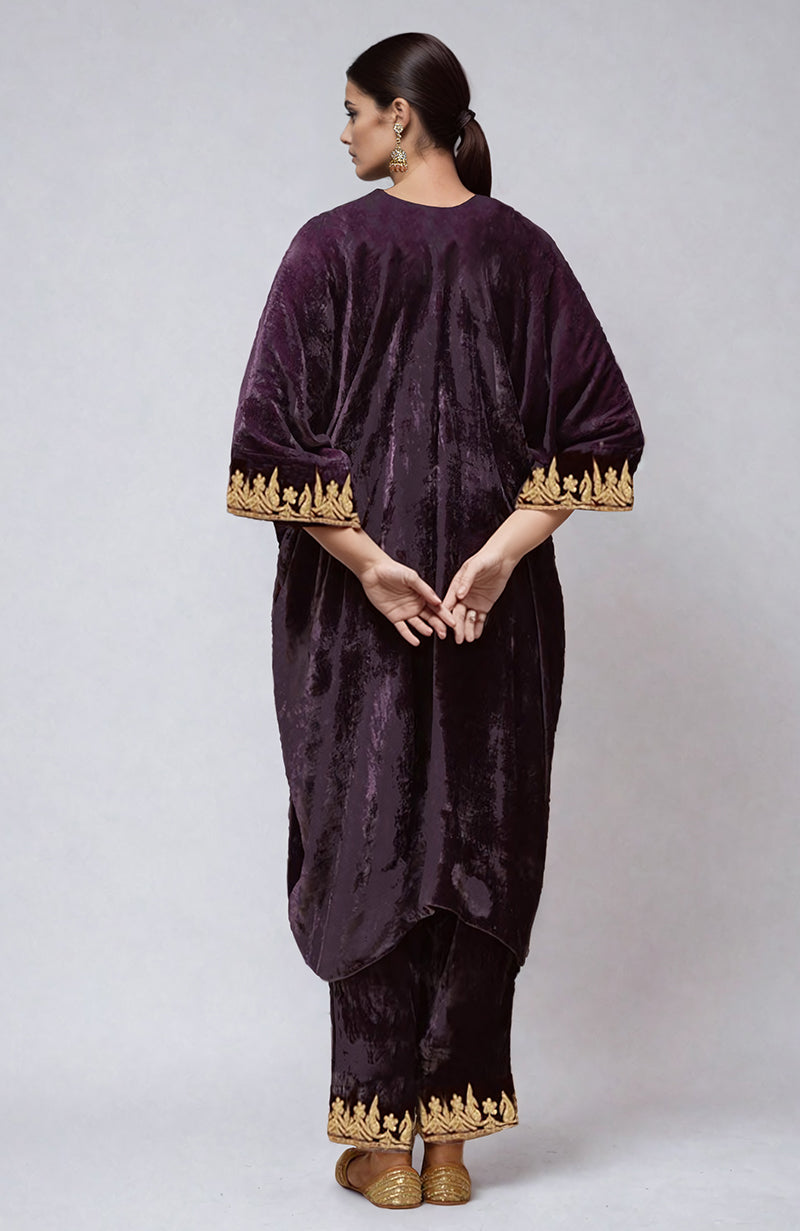 Mulled grape velvet kurta set with Kashmiri tilla aari embroidery.