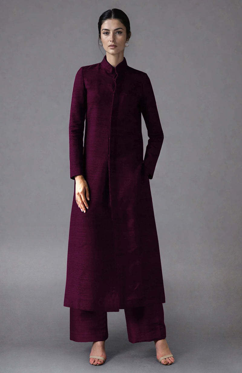 Red raw silk jacket set with a band collar and wide-leg pants.