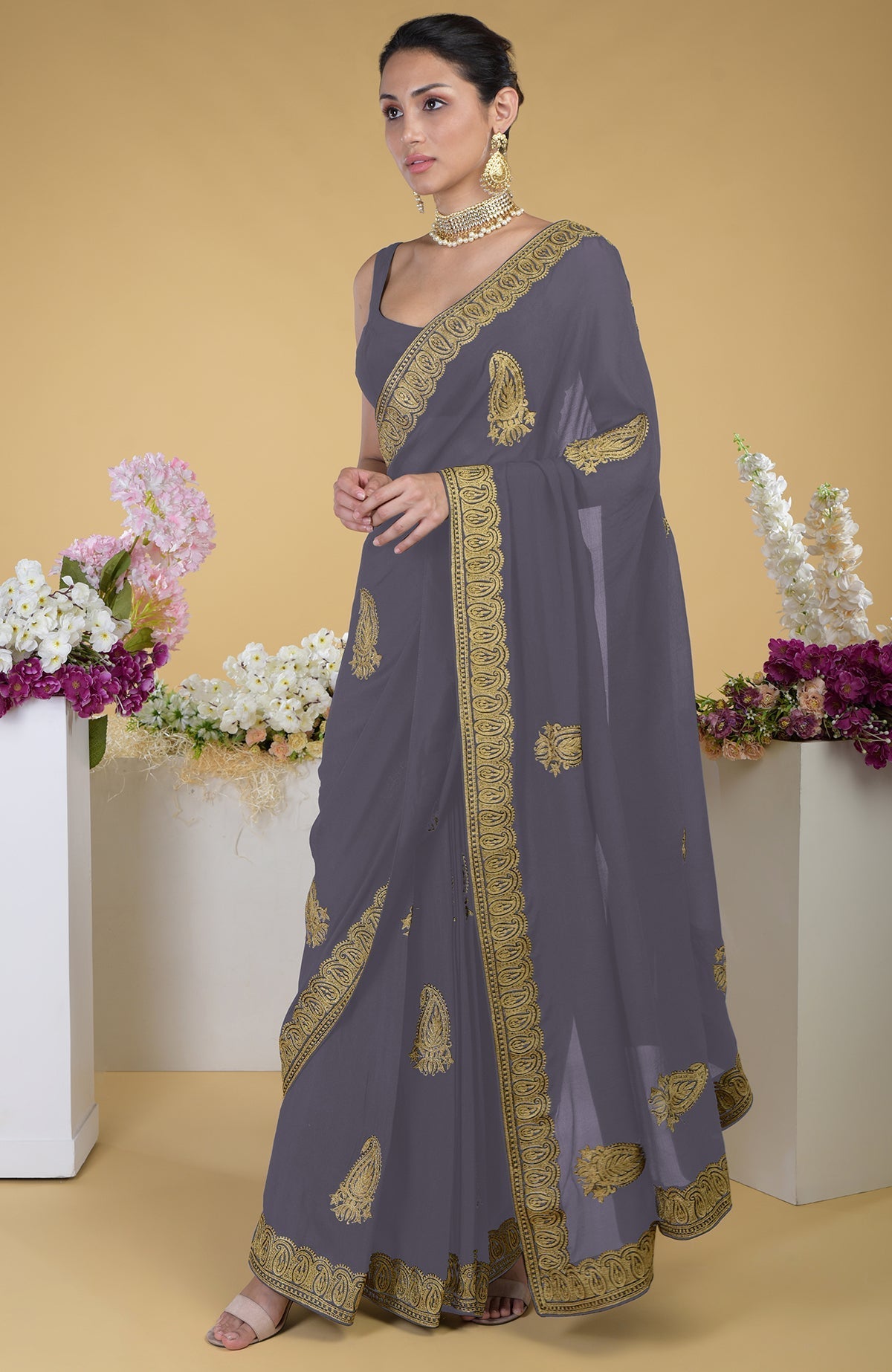Pewter-gold Kashmiri tilla aari embroidered saree with matching blouse.