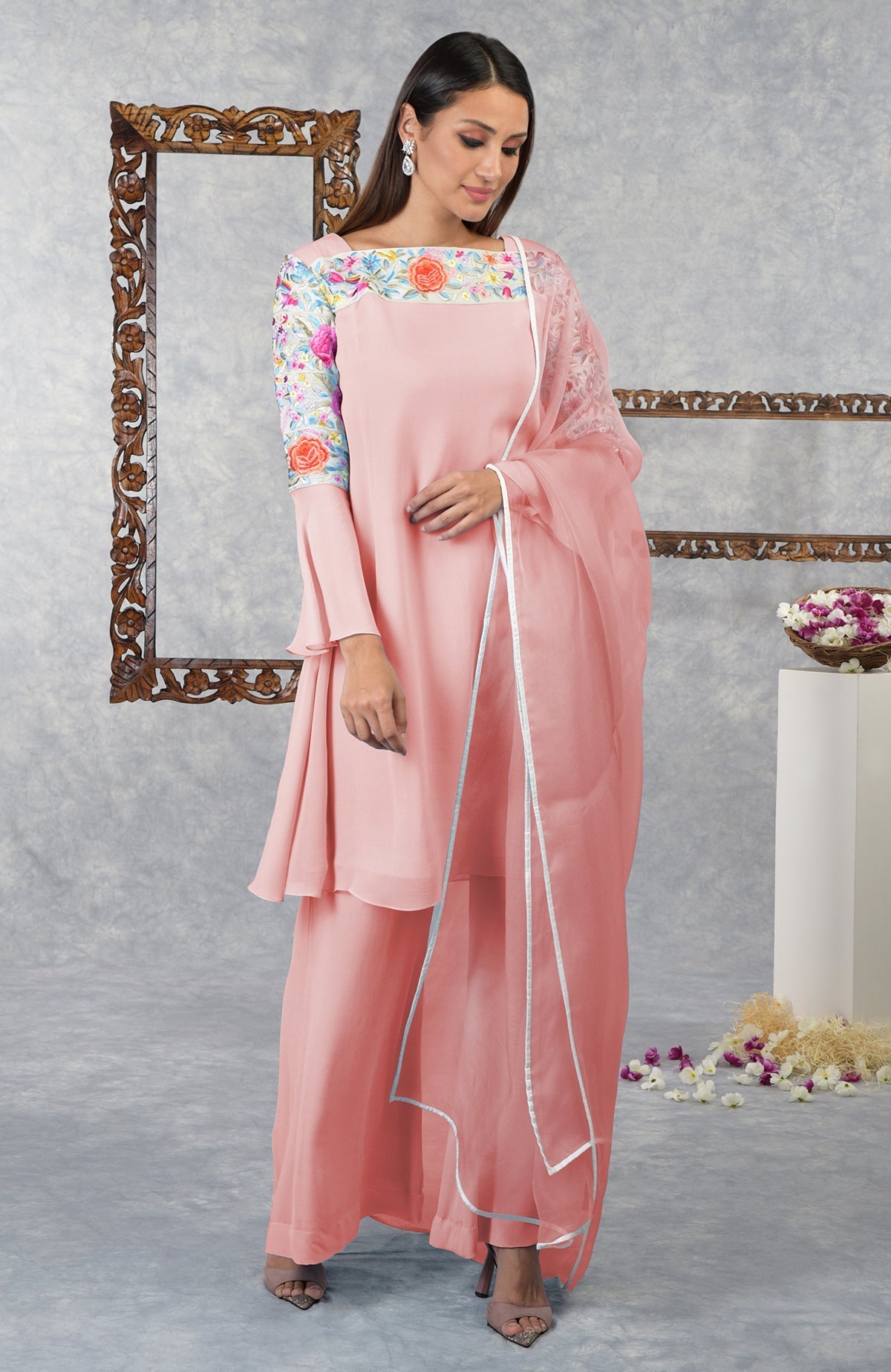 Impatiens pink Parsi Gara embroidered kurta set with floral details.