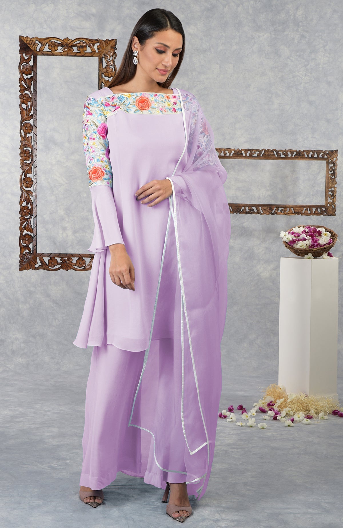 Lilac Parsi Gara embroidered kurta set with a square neckline and bell sleeves.