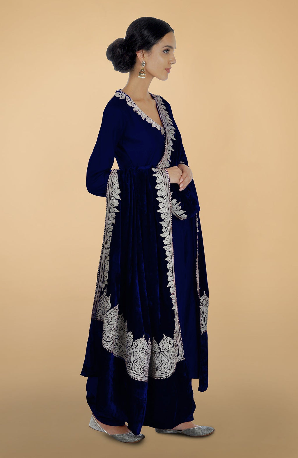 Electric blue silk kurta set with silver Kashmiri Tilla aari embroidery on shirt and dupatta