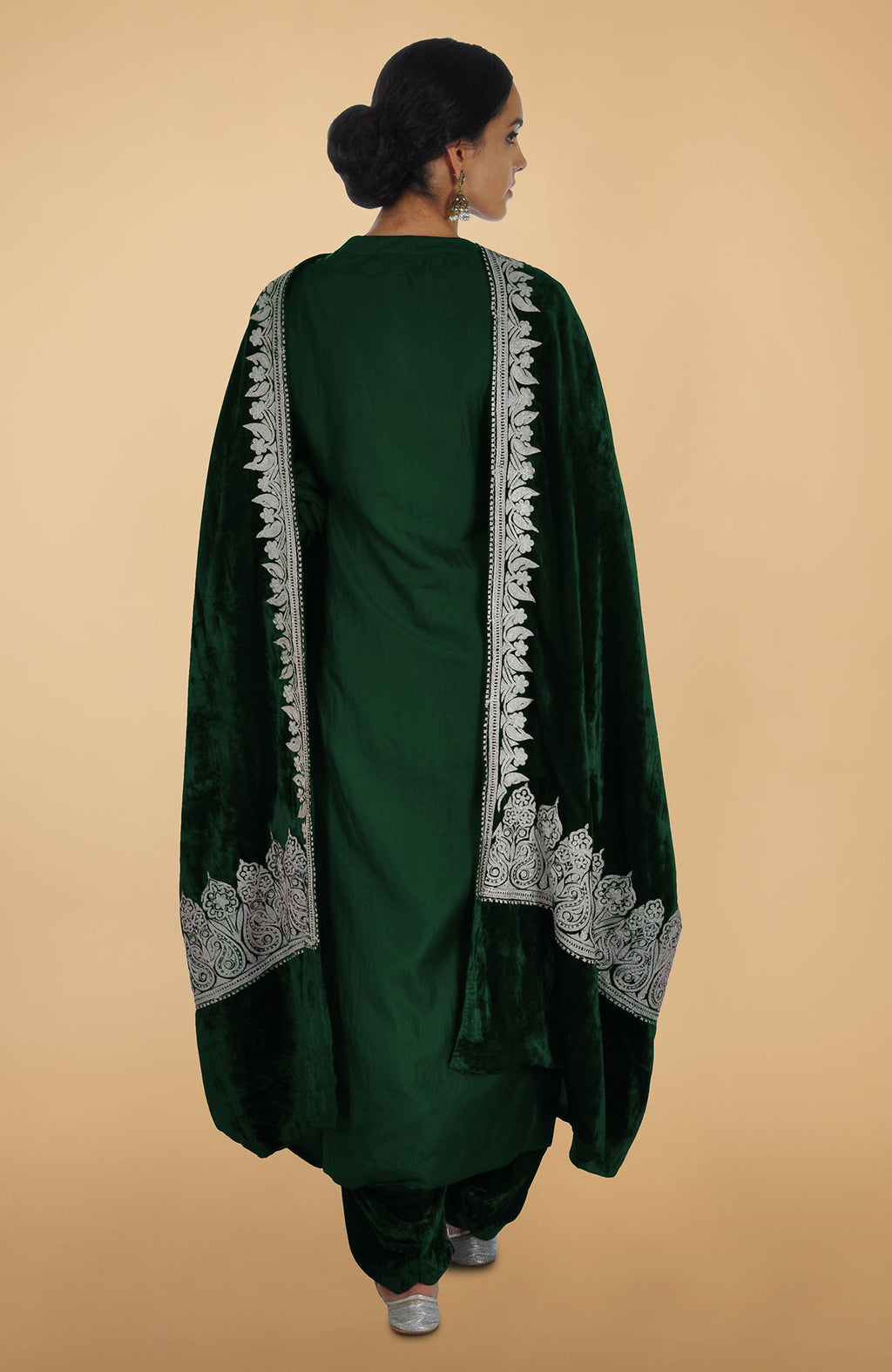 Emerald silk kurta set with silver Kashmiri Tilla aari embroidery on shirt and dupatta
