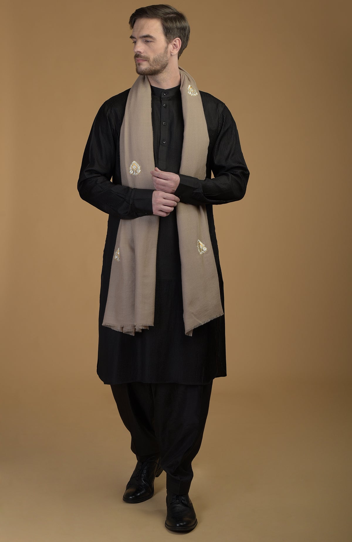 Blue pintuck kurta with pathani salwar and gold tilla embroidered blue dupatta set