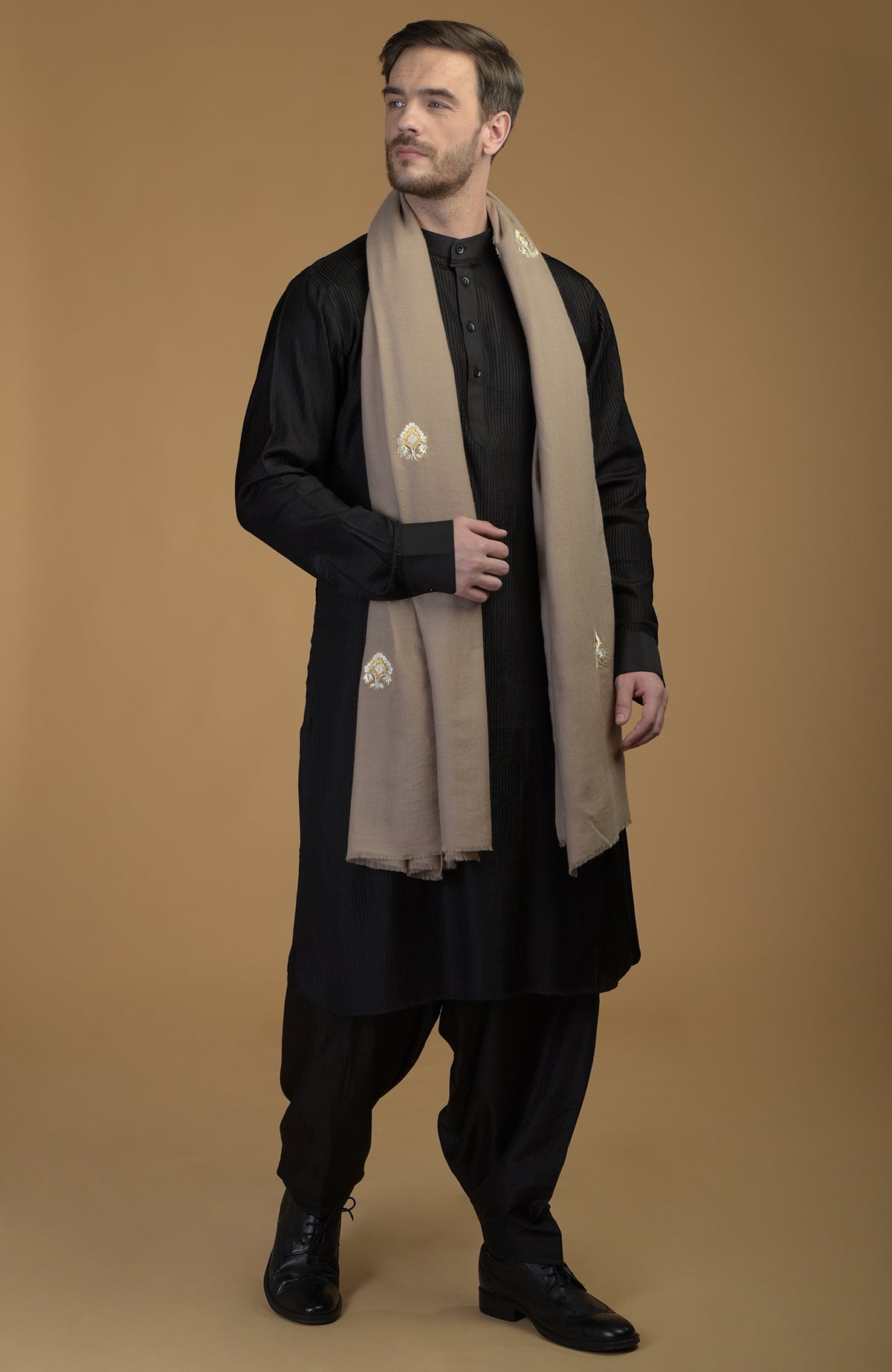 Blue pintuck kurta with pathani salwar and gold tilla embroidered blue dupatta set