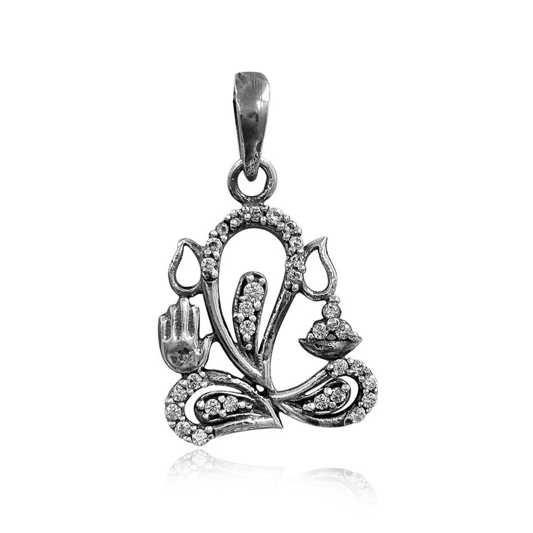 92.5 Sterling Silver Ganpati Zircon Pendant and Chain