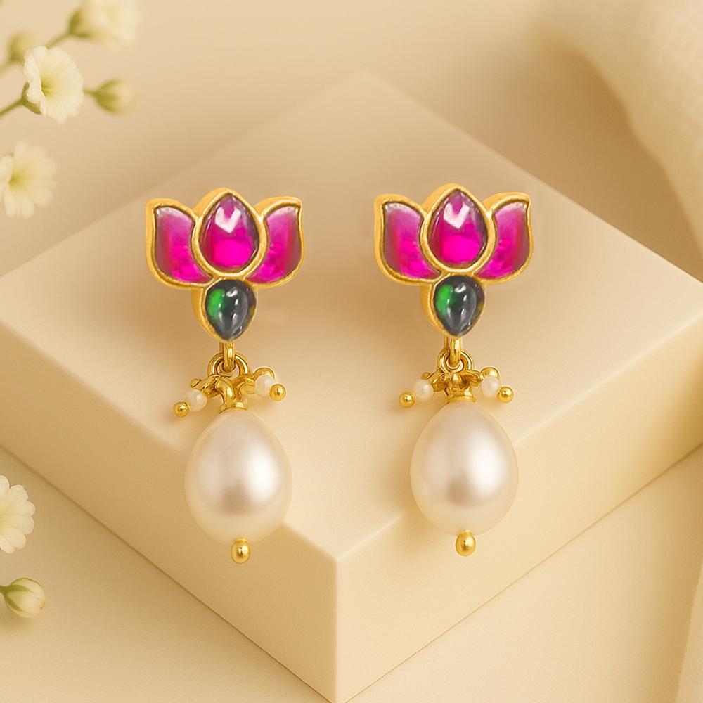 92.5 Sterling Silver Lotus Stud Earring