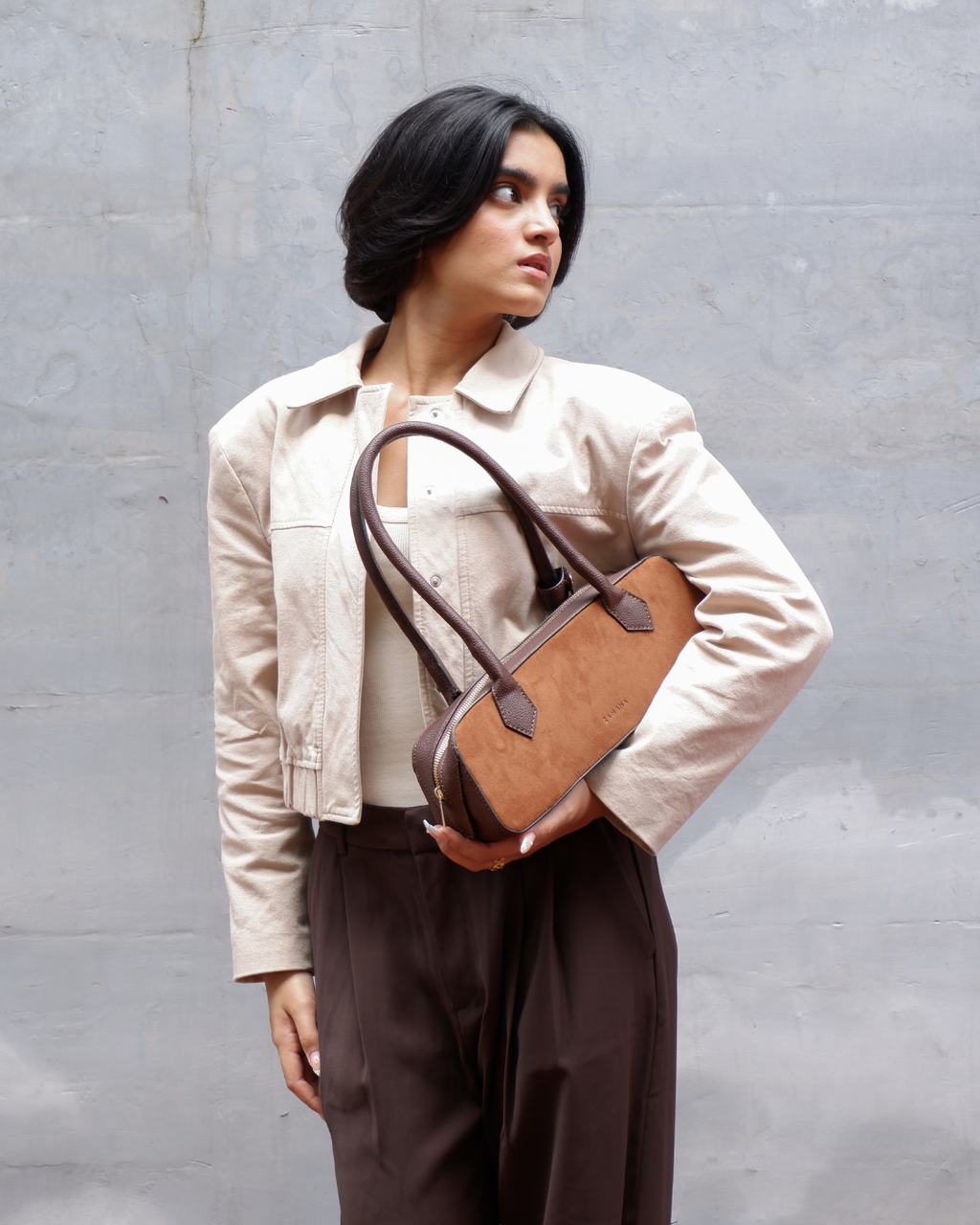 The Baguette - Suede Brown